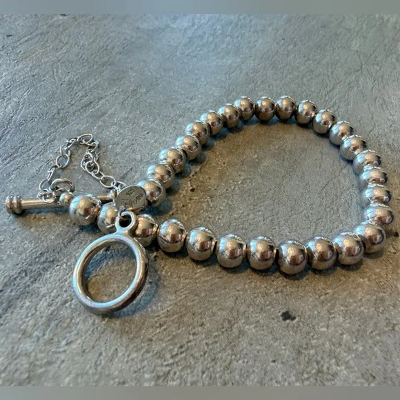 Silpada Silver Beaded Bracelet with Toggle Clasp - Picture 5 of 16